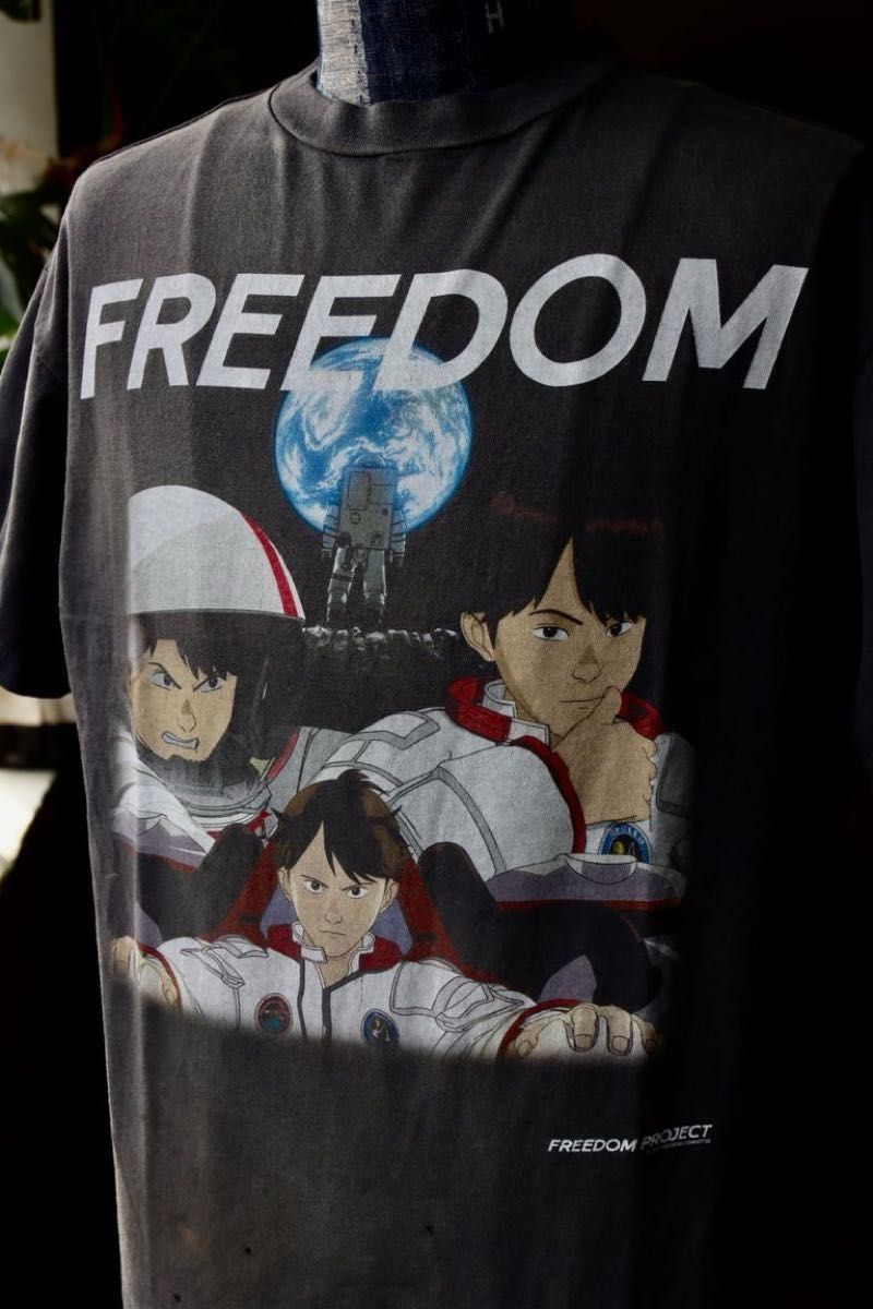 新品タグ付き XLサイズ SAINT Mxxxxxx FREEDOM Tシャツ FD SS 新品タグ付き XLサイズ SAINT Mxxxxxx FREEDOM Tシャツ FD SS