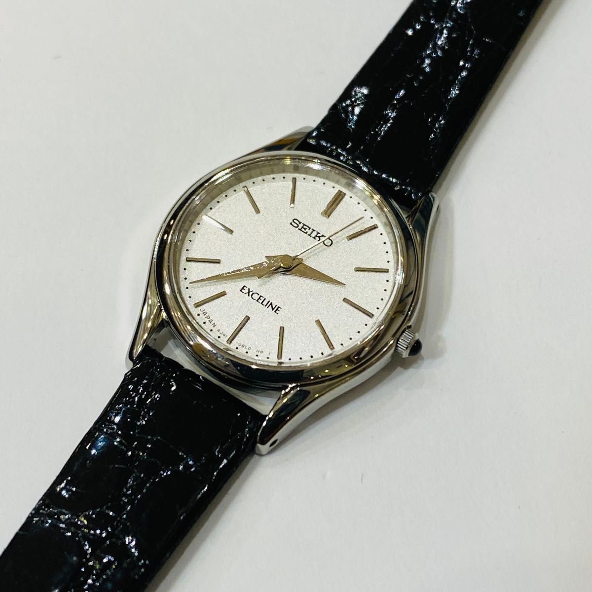 新品・未使用品】セイコーSEIKO エクセリーヌ レディース 黒革 新品・未使用品】セイコーSEIKO エクセリーヌ レディース 黒革