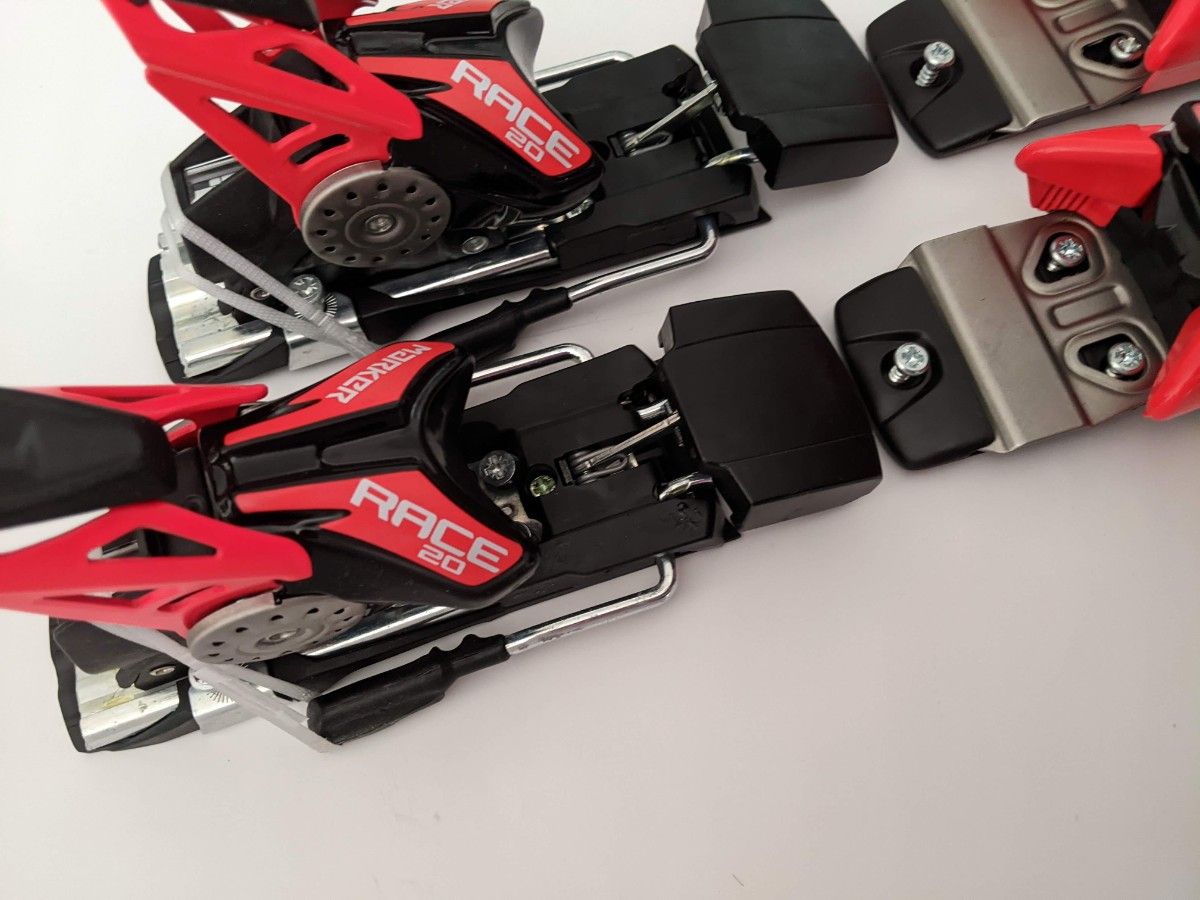 新品】特別選手用 マーカー RACE COMP 20 スキービンディング 新品】特別選手用 マーカー RACE COMP 20 スキービンディング