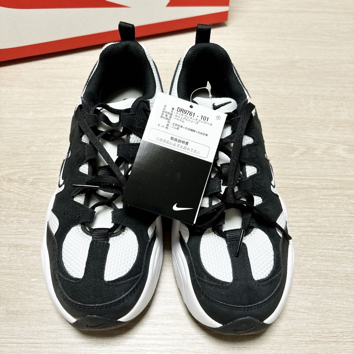 新品 定価14300円 NIKE テック ヘラ 運動靴 スニーカー 23cm 新品 定価14300円 NIKE テック ヘラ 運動靴 スニーカー 23cm