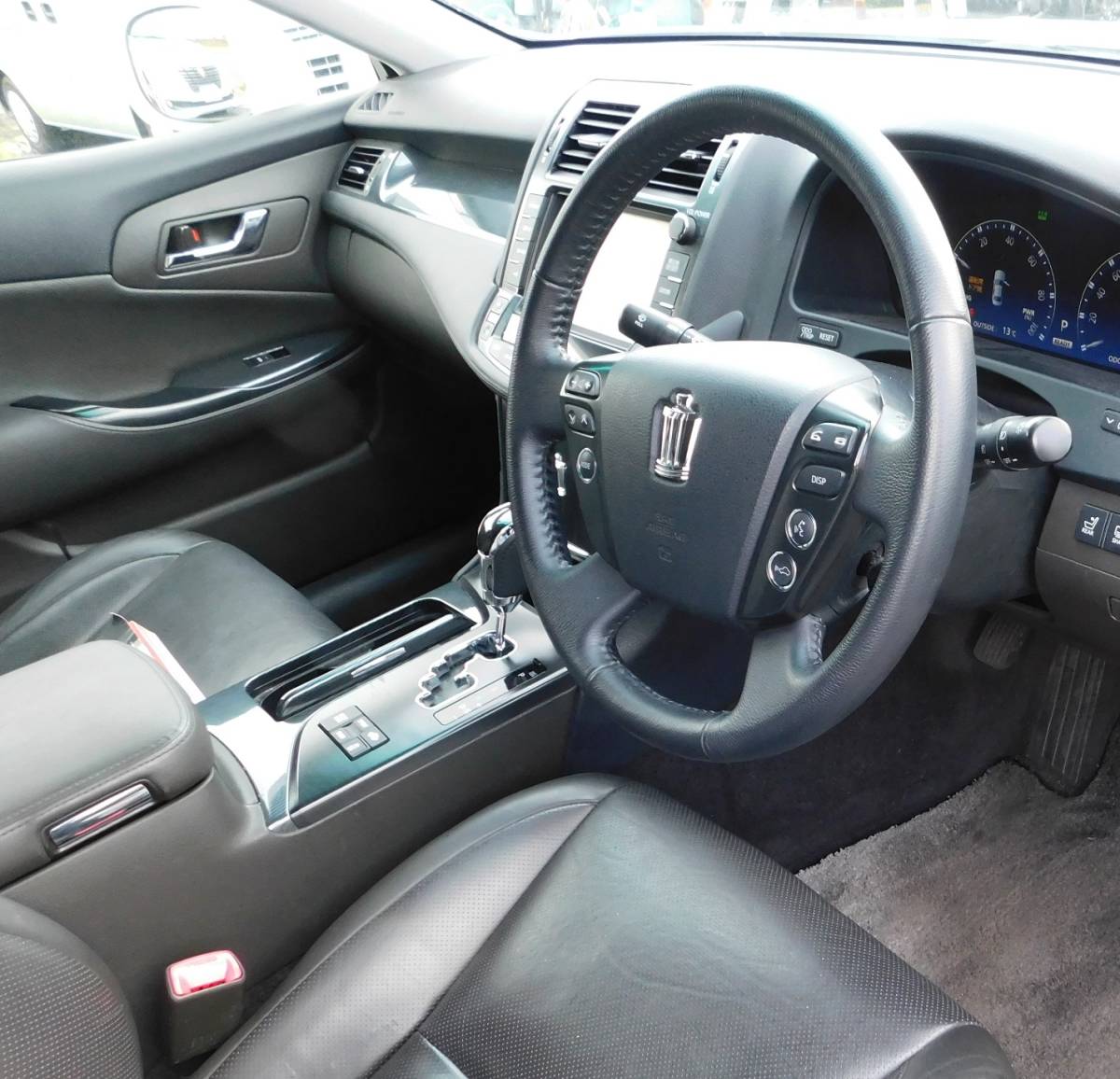 Toyota Crown 2008 гибрид
