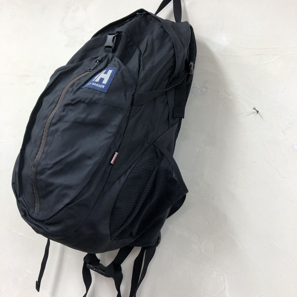 1H909-J-N HELLY HANSEN ヘリーハンセン バックパック ブラック 1H909-J-N HELLY HANSEN ヘリーハンセン バックパック ブラック