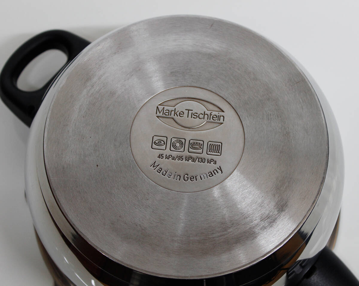 美品 WMF マークティッシュフェン EXPRESS 圧力鍋 3 0 L ドイツ 美品 WMF マークティッシュフェン EXPRESS 圧力鍋 3 0 L ドイツ