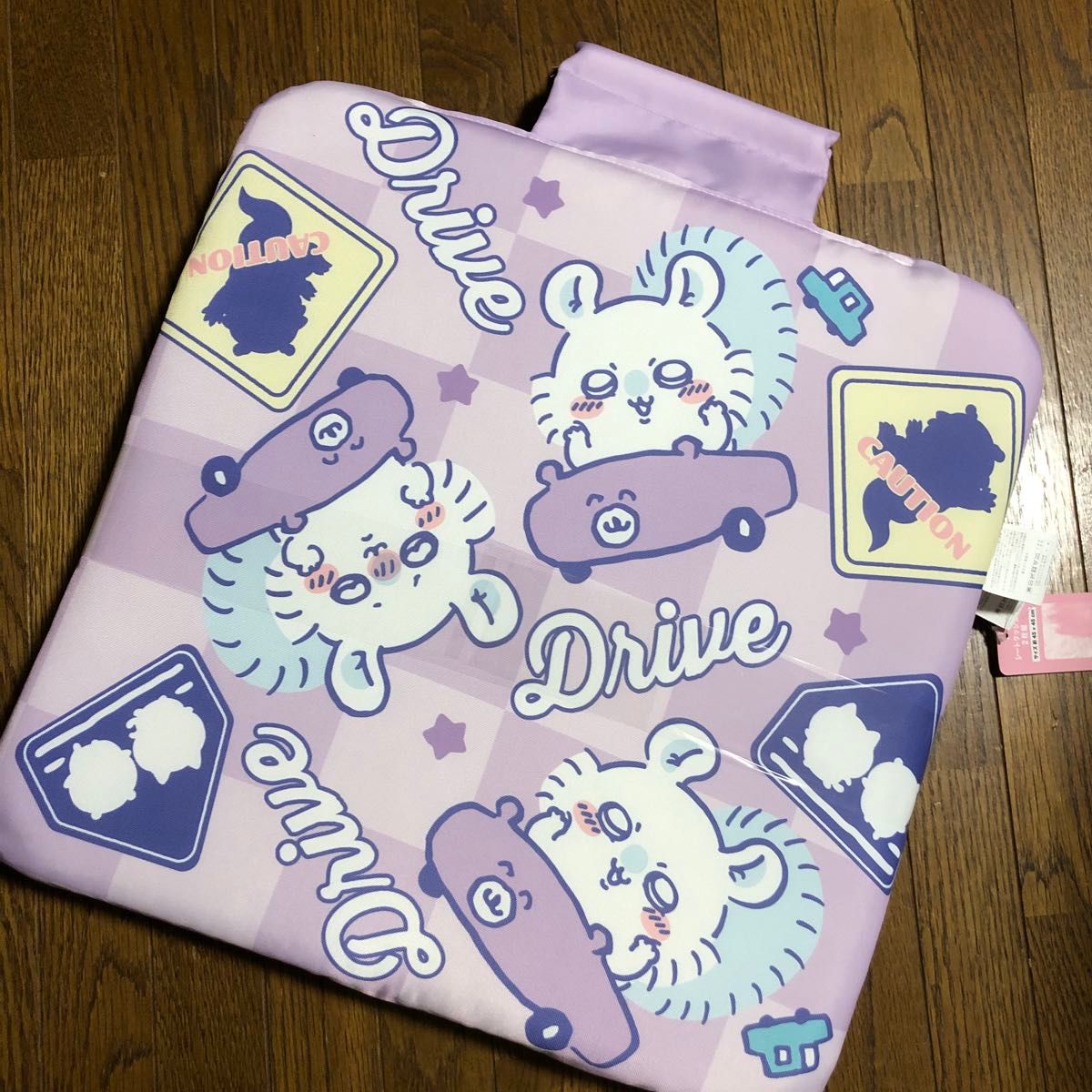 ちいかわ アベイル シートクッション カーシート モモンガ 2枚組 ちいかわ アベイル シートクッション カーシート モモンガ 2枚組