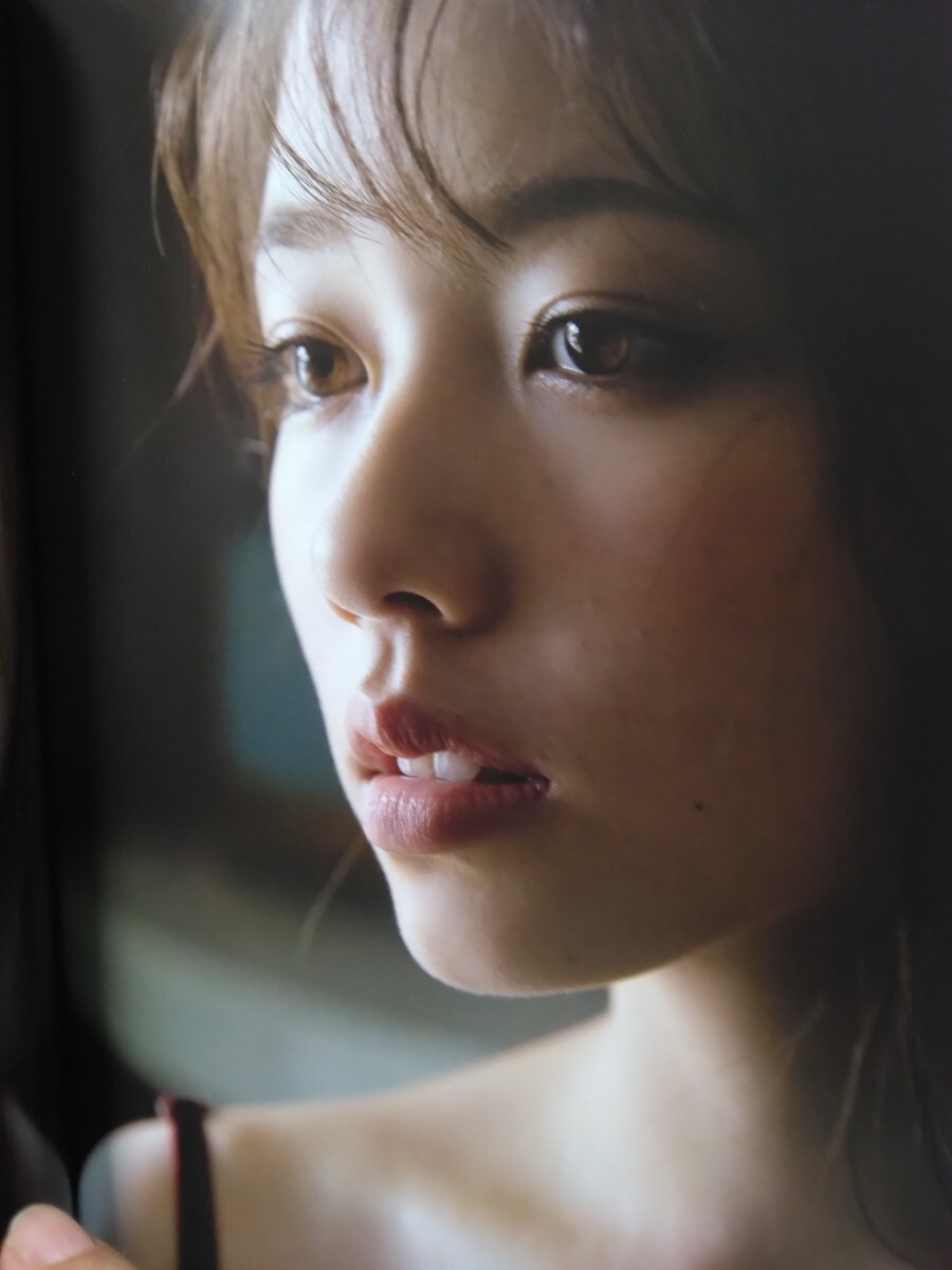 Yahoo!オークション - 小芝風花 直筆サイン入り 写真集 Yahoo!オークション - 小芝風花 直筆サイン入り 写真集