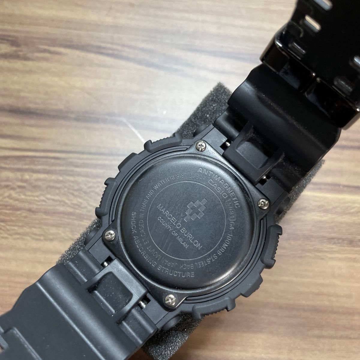 G-Shock Gショック 腕時計 GR-100 コラボ Marcelo Burlon G-Shock Gショック 腕時計 GR-100 コラボ Marcelo Burlon