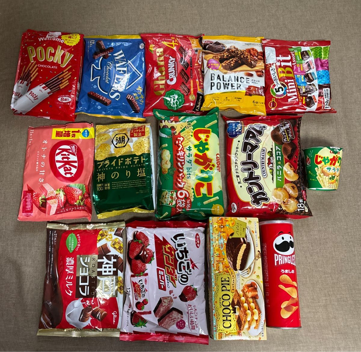 8月10日23時までの出品 お菓子詰め合わせ お菓子まとめ売り 8月10日23時までの出品 お菓子詰め合わせ お菓子まとめ売り