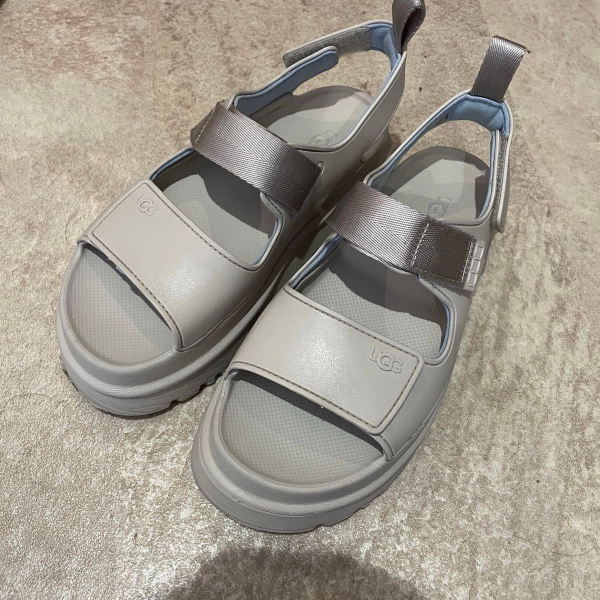 UGG for emmi】W GOLDENGLOW / 25cm|Yahoo!フリマ(旧PayPay UGG for emmi】W GOLDENGLOW / 25cm|Yahoo!フリマ(旧PayPay