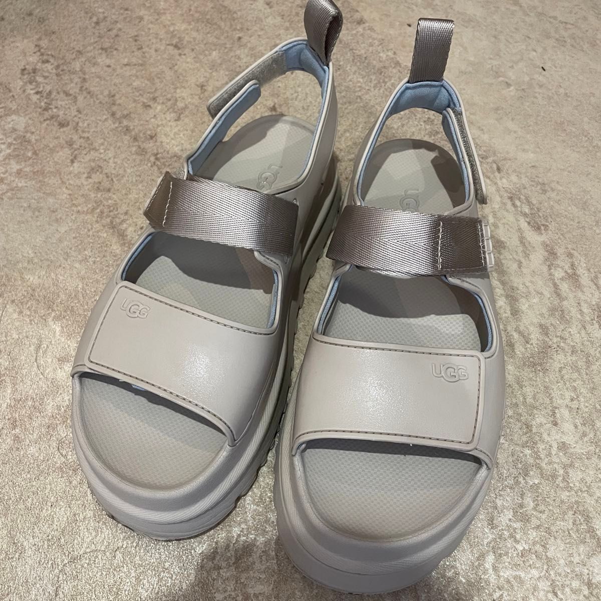 UGG for emmi】W GOLDENGLOW / 25cm|Yahoo!フリマ(旧PayPay UGG for emmi】W GOLDENGLOW / 25cm|Yahoo!フリマ(旧PayPay