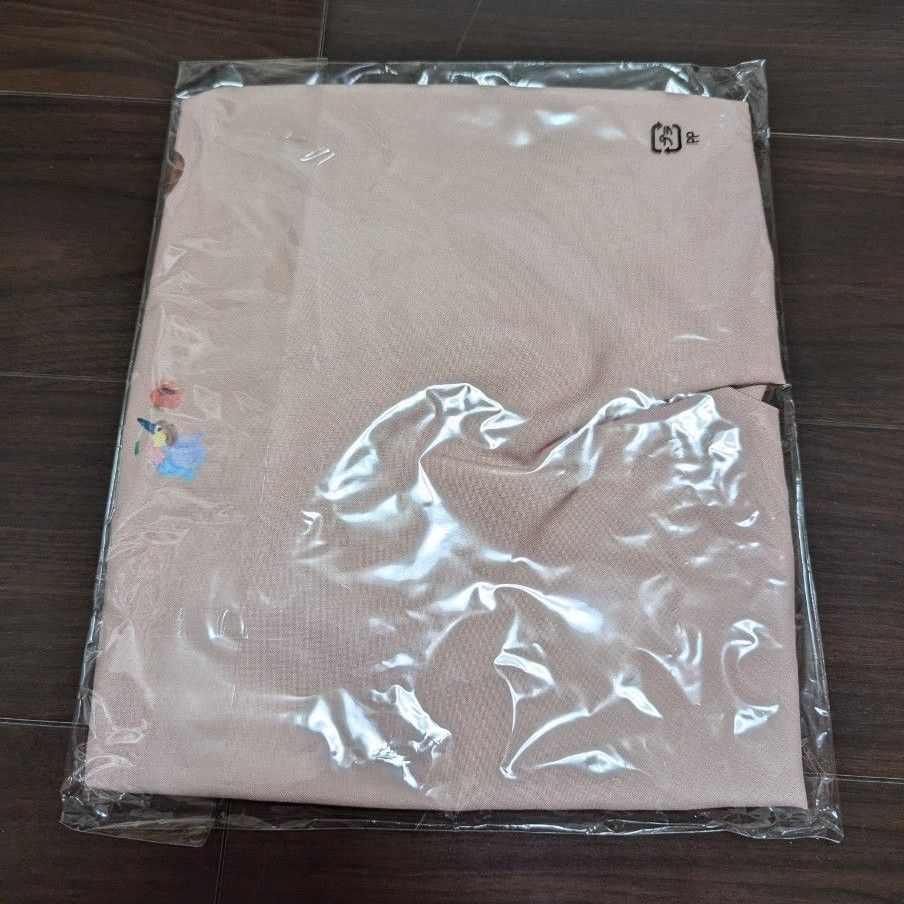新品未開封】くまのがっこう フラワーテープエプロン 学研 新品未開封】くまのがっこう フラワーテープエプロン 学研