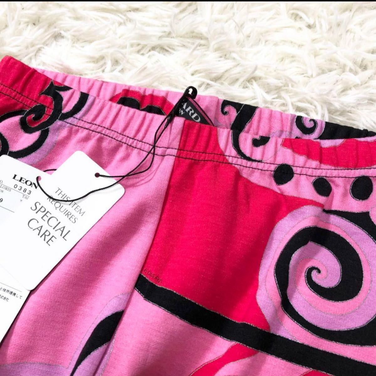 ひめ様売約済み　LEONARD Tシャツ レオナール花柄はフラワー　ピンク系　L LEONARD（カットソー(長袖/七分)）のフリマアイテム一覧