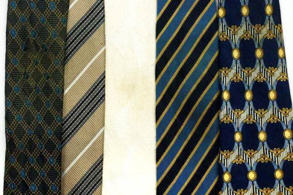 バーバリーBurberrys　ネクタイ　ドット　ホースロゴ　ストライプ　チェック バーバリー ネクタイ ノバチェック ホースロゴ ストライプ