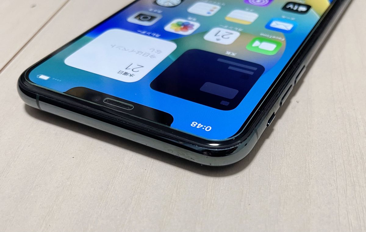 SIMフリー iPhone11 ProMax 256GB 大容量 判定○ 残債なし 動作良好！ガラスフィルム付き【即日発送★美品】