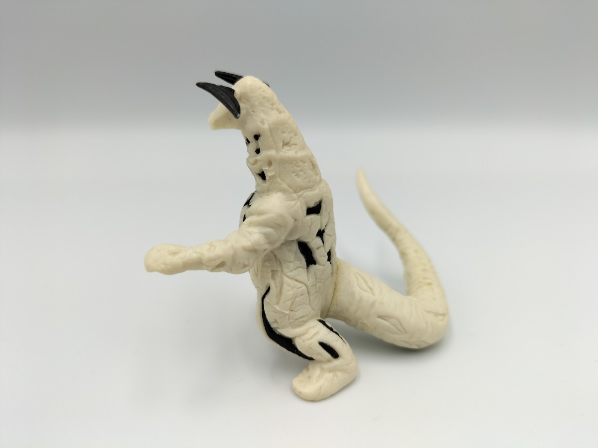 ウルトラシリーズ　エレキング　ウルトラ怪獣シリーズ　フィギュア