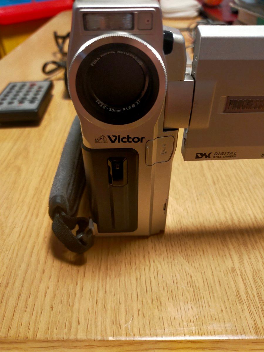 デジタルビデオカメラ VICTOR GR-DVX9 ジャンク品|Yahoo デジタルビデオカメラ VICTOR GR-DVX9 ジャンク品|Yahoo