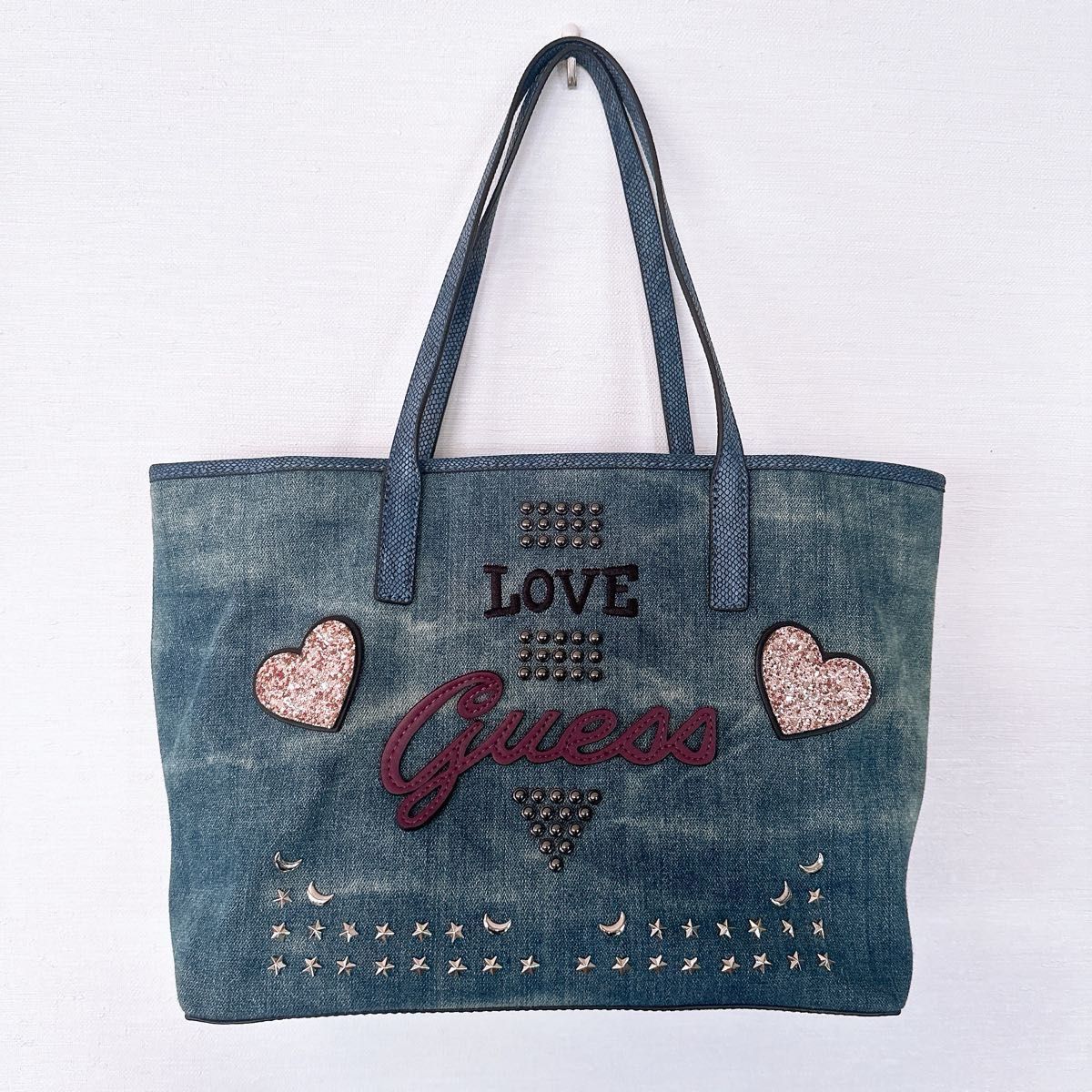 Guess トートバッグ デニム 刺繍 おまけ付き|Yahoo!フリマ(旧 Guess トートバッグ デニム 刺繍 おまけ付き|Yahoo!フリマ(旧