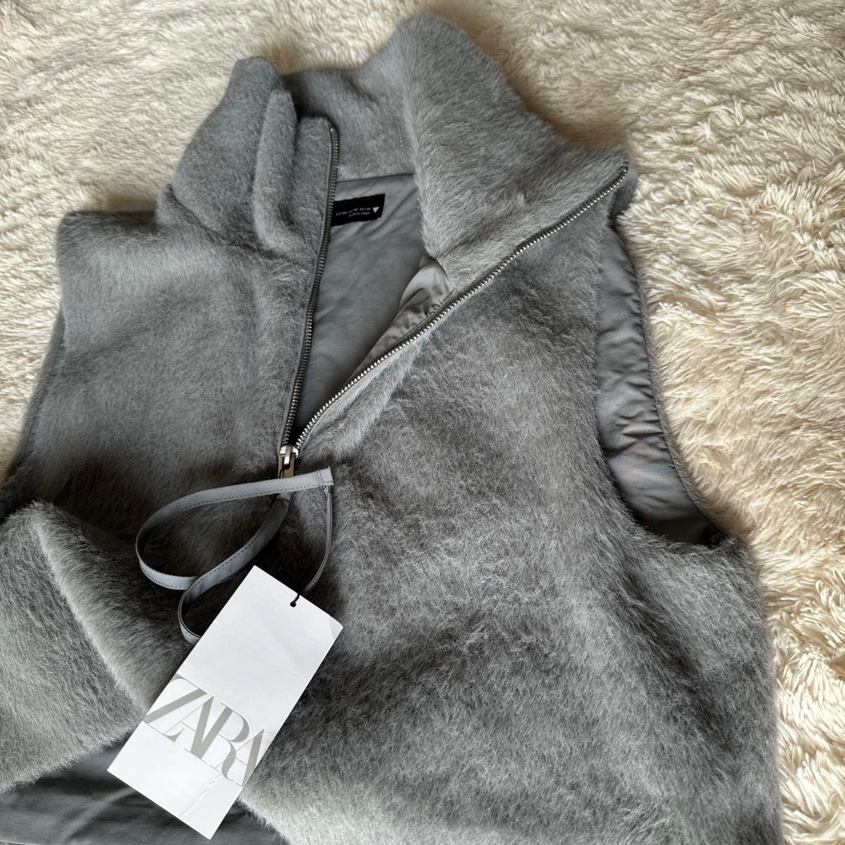 ZARA フェイクファーベスト|Yahoo!フリマ(旧PayPayフリマ) ZARA フェイクファーベスト|Yahoo!フリマ(旧PayPayフリマ)