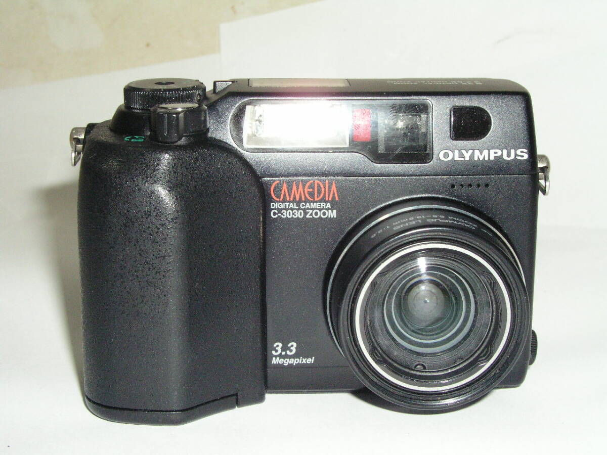 6777 OLYMPUS C-3030 ZOOM 総画素数334万画素1/1.8型 インチ CCD 6777 OLYMPUS C-3030 ZOOM 総画素数334万画素1/1.8型 インチ CCD