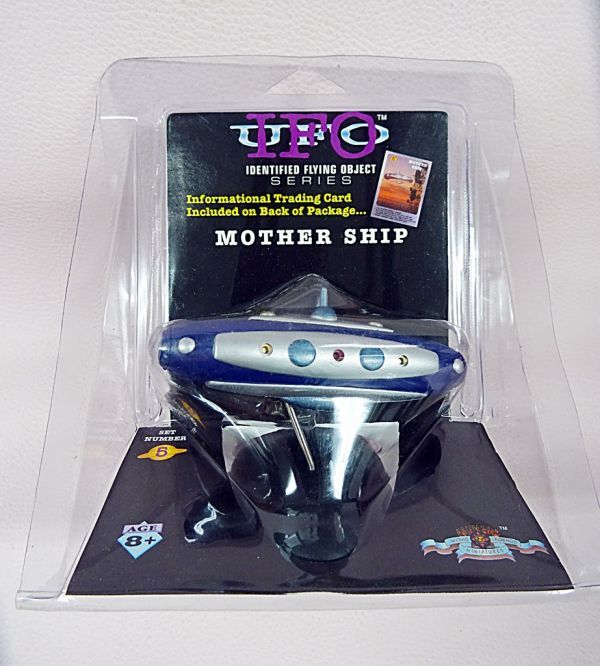 Shadowbox I.F.O. Series　Collectibles, Inc#5　Mother Ship_画像2