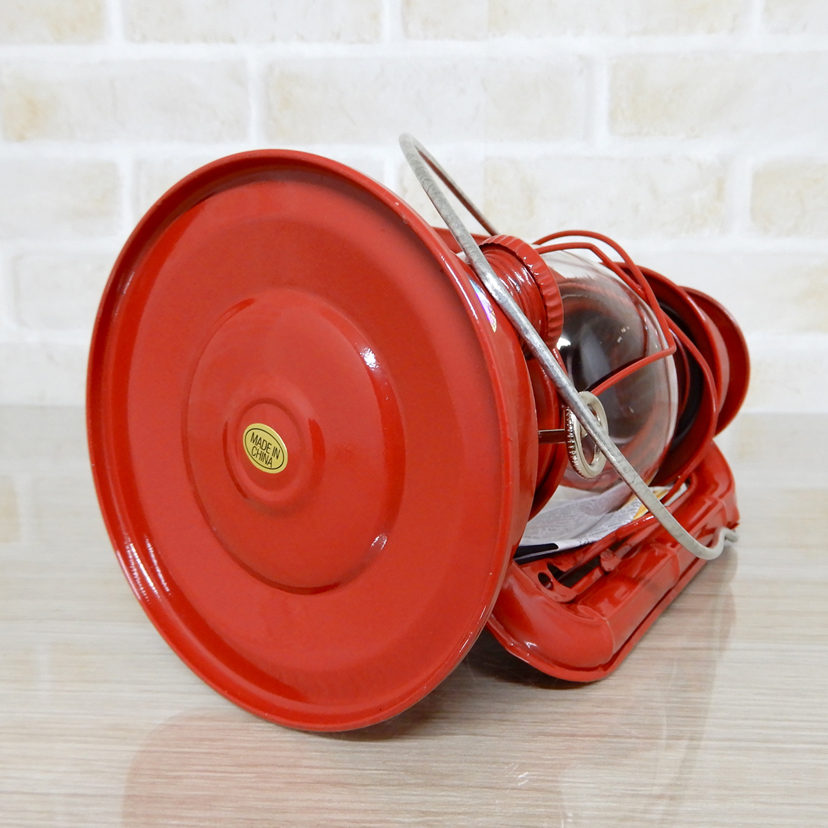替芯2本付【送料無料】新品 Dietz #50 Comet Oil Lantern - Red 【廃盤】 ◇デイツ コメット レッド ハリケーンランタン 赤 新品未使用