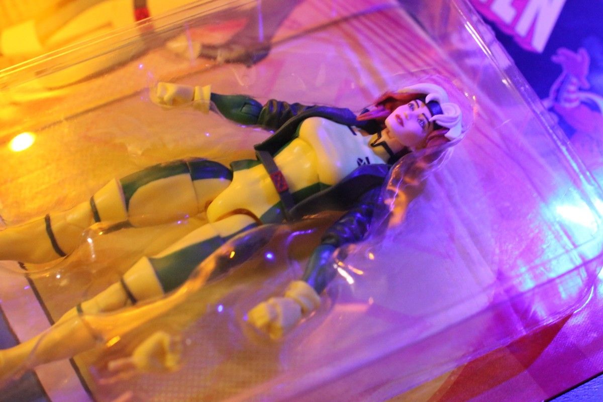 新品未開マーベル・レジェンド・シリーズ ローグ(X-MEN '97)封 新品未開マーベル・レジェンド・シリーズ ローグ(X-MEN '97)封