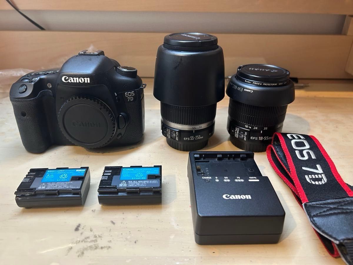 期間限定プレゼント付き Canon EOS 7D 18-55 55-250ダブルズーム 期間限定プレゼント付き Canon EOS 7D 18-55 55-250ダブルズーム