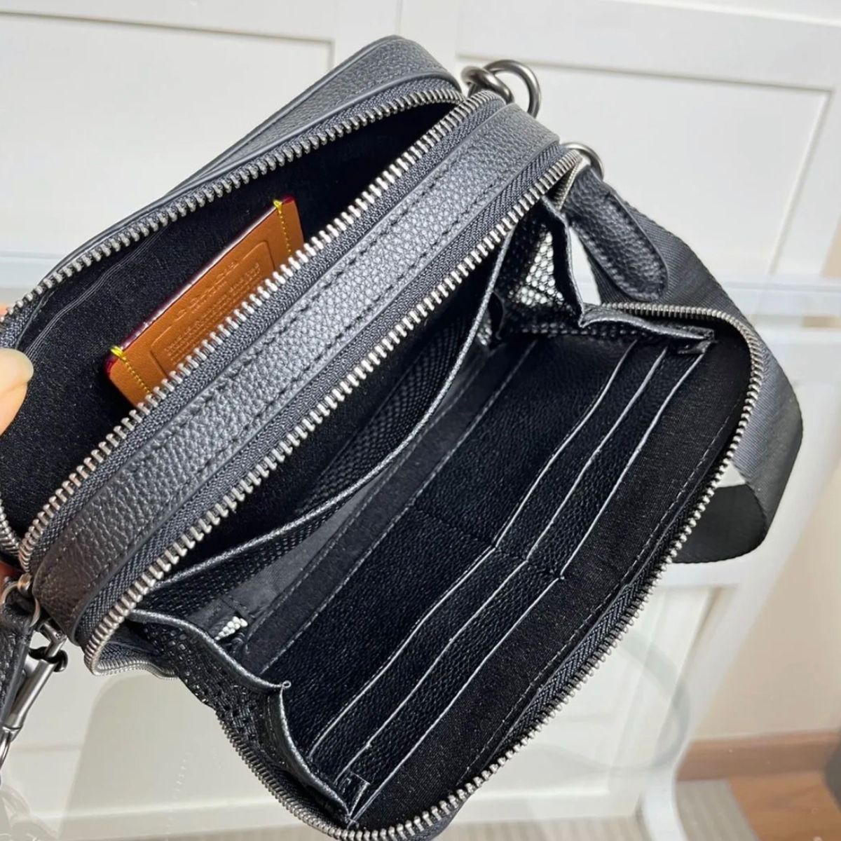 COACH CR782 新品 メンズ カメラバッグ スモール スクエア COACH CR782 新品 メンズ カメラバッグ スモール スクエア