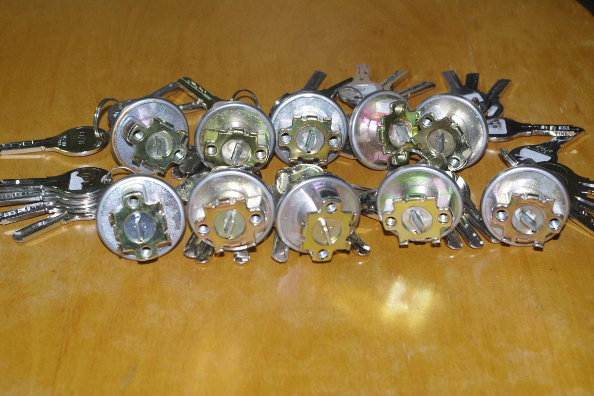 10個セット 鍵 DDZZ4023シリンダー(LIXIL) 5本付属