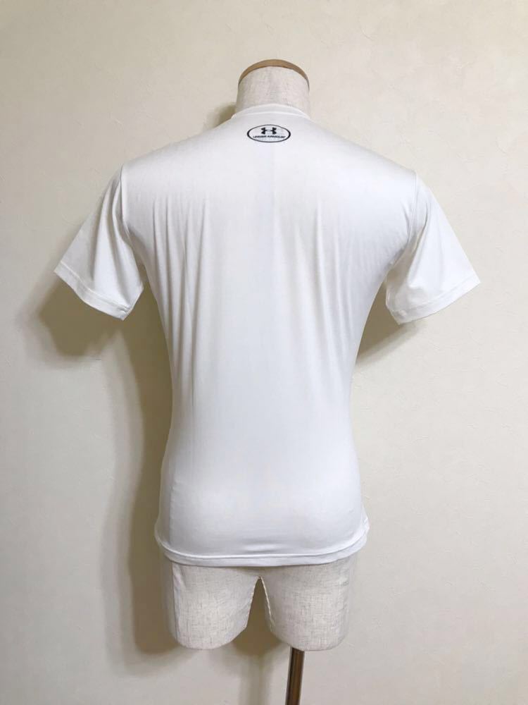 【良品】 UNDER ARMOUR UA FITTED アンダーアーマー ヒートギア インナーウェア Tシャツ ホワイト 半袖 サイズSM 白_画像2