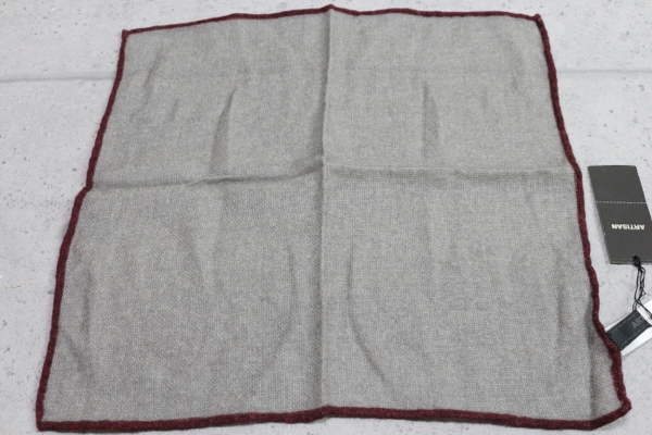  new goods aruchi The n[ luxury material ] cashmere 100% handkerchie ash / deep red regular price 1.1 ten thousand jpy /ARTISAN/ handkerchie -f/ cashmere 2