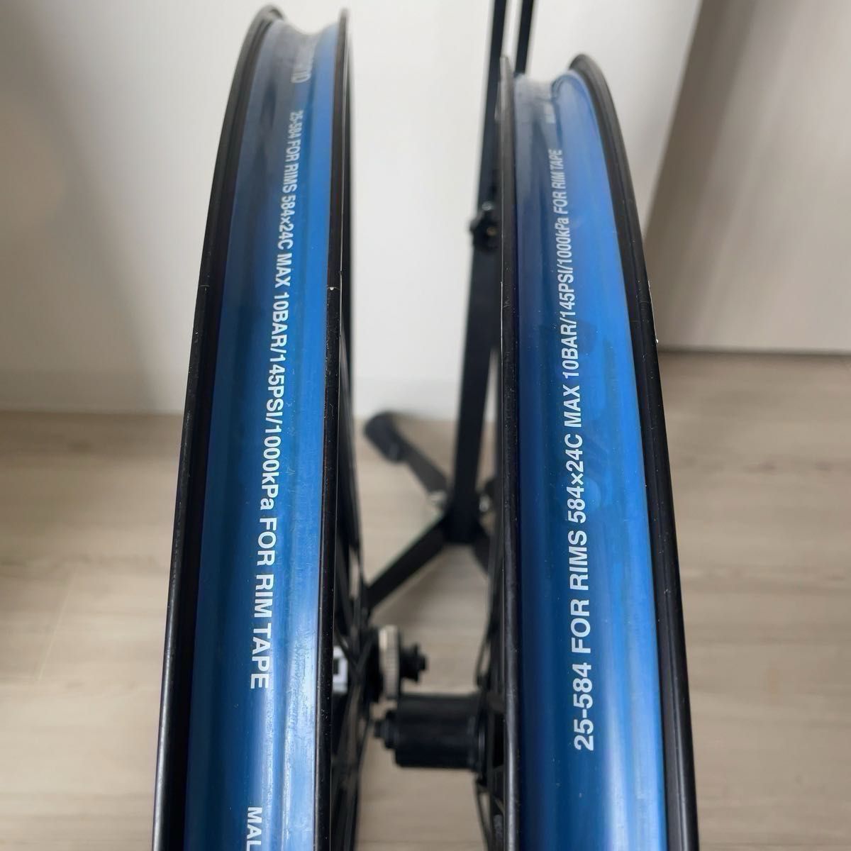シマノ27 5MTBホイールWH-MT500前後SHIMANOフロントリアディスク シマノ27 5MTBホイールWH-MT500前後SHIMANOフロントリアディスク