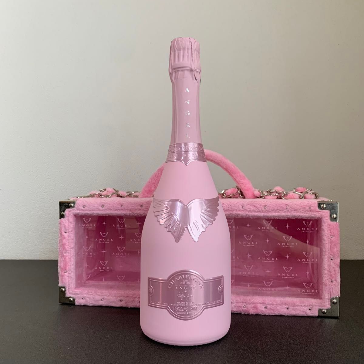 エンジェル シャンパン ドゥミセック ピンク ロゼ 箱付き ファー エンジェル シャンパン ドゥミセック ピンク ロゼ 箱付き ファー
