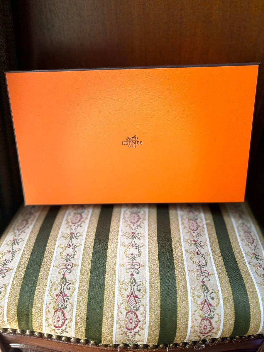 HERMES エルメス サンダル オアジス361/2 エトゥープ 美品 HERMES エルメス サンダル オアジス361/2 エトゥープ 美品