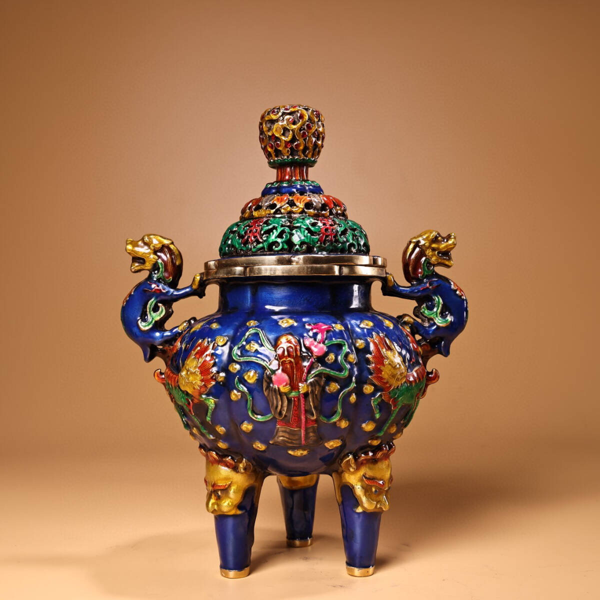 清・古銅彫・景泰藍・琺瑯彩・福祿寿三獣足熏香炉・置物・賞 清・古銅彫・景泰藍・琺瑯彩・福祿寿三獣足熏香炉・置物・賞