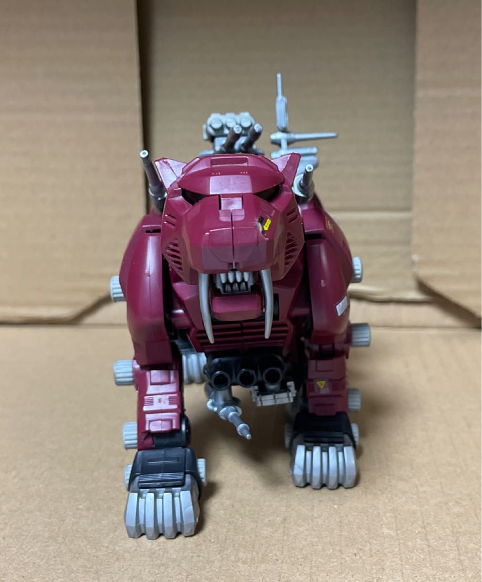メカ生体ゾイド【EPZ-003 サーベルタイガー】組立済み|Yahoo メカ生体ゾイド【EPZ-003 サーベルタイガー】組立済み|Yahoo