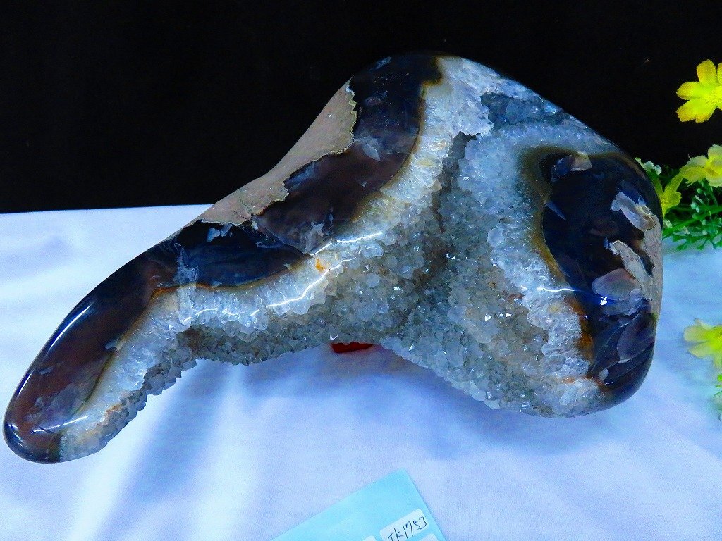 ウルグアイ産☆ 天然水晶☆絶品超超美しい☆クラスター 超巨大 ウルグアイ産☆ 天然水晶☆絶品超超美しい☆クラスター 超巨大