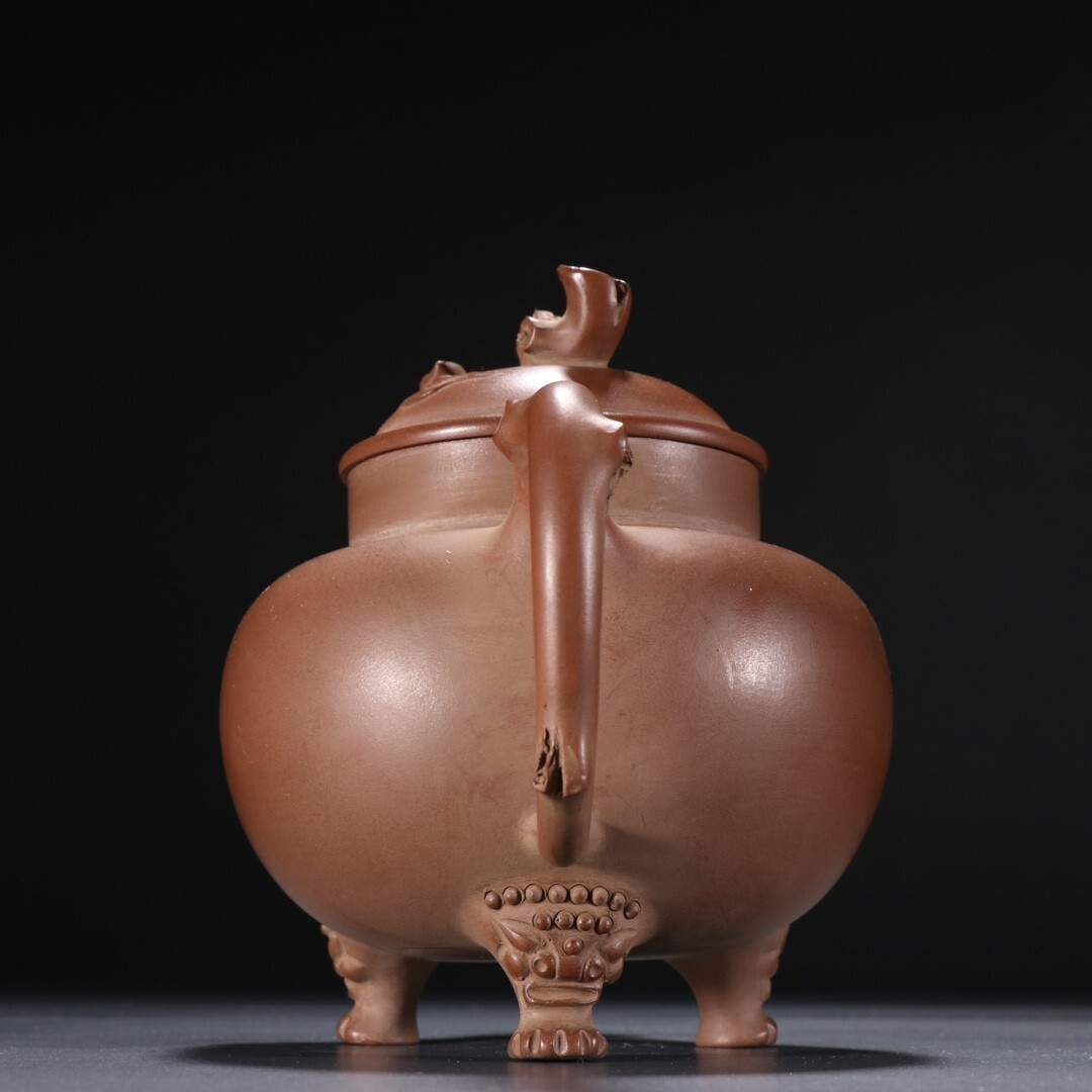 古びた蔵『汪寅仙製 陶磁器 紫砂急須 壽桃紫砂茶壺』極細工 急須 古びた蔵『汪寅仙製 陶磁器 紫砂急須 壽桃紫砂茶壺』極細工 急須