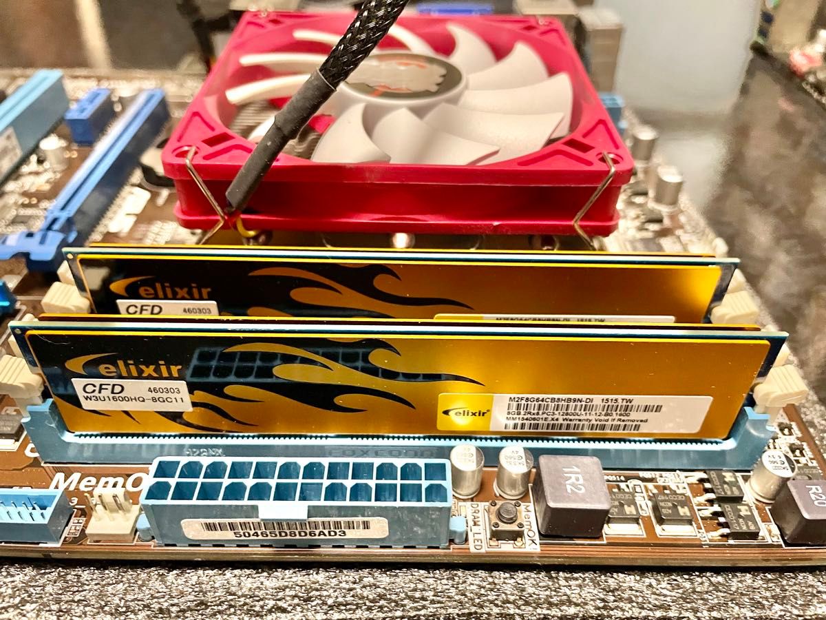 PCパーツ CPU マザーボード メモリ グラフィックカード CPU PCパーツ CPU マザーボード メモリ グラフィックカード CPU