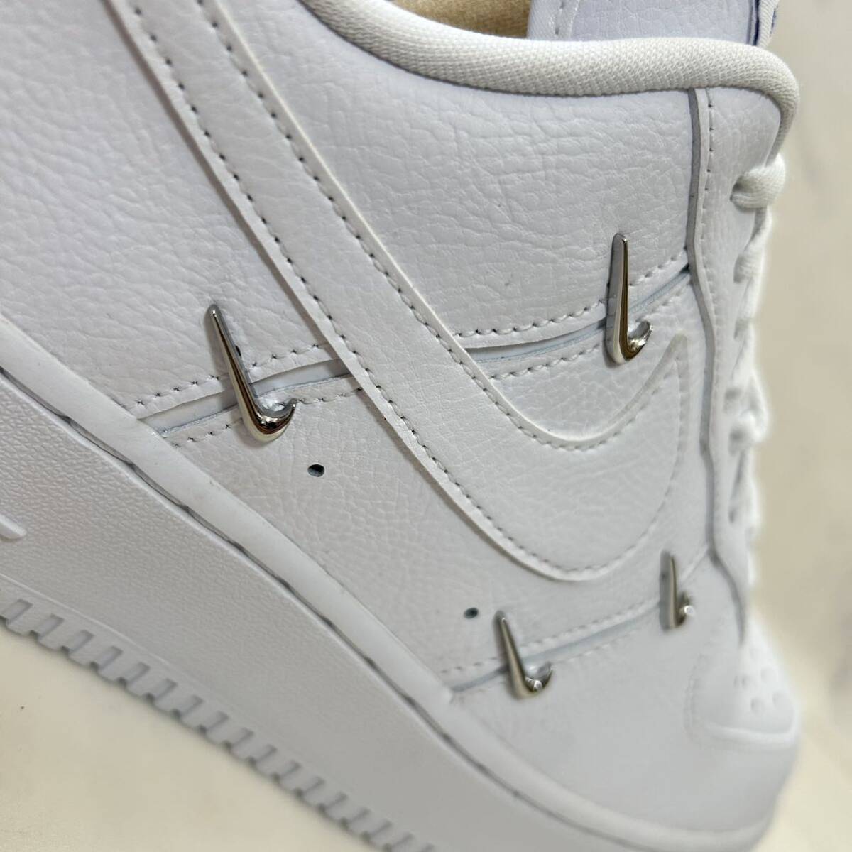 送料無料 【新品 激レア 】W27 5cm Nike Women's Air Force 1 送料無料 【新品 激レア 】W27 5cm Nike Women's Air Force 1
