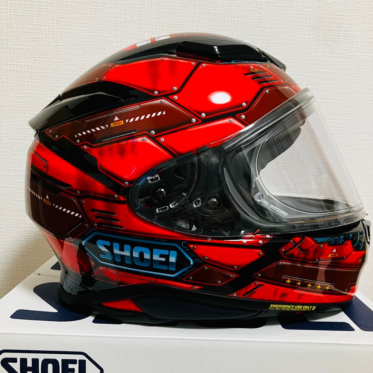 値下げ 【ほぼ未使用】2024年1月購入 限定モデル SHOEI Z-8 値下げ 【ほぼ未使用】2024年1月購入 限定モデル SHOEI Z-8
