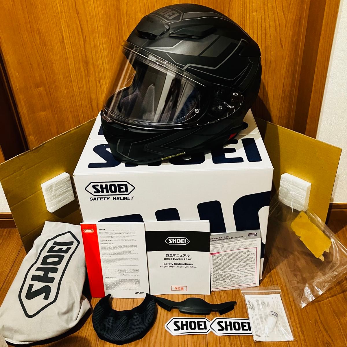値下げ ほぼ未使用 2023年製 無傷の超美品 SHOEI Z-8 PROLOGUE 値下げ ほぼ未使用 2023年製 無傷の超美品 SHOEI Z-8 PROLOGUE