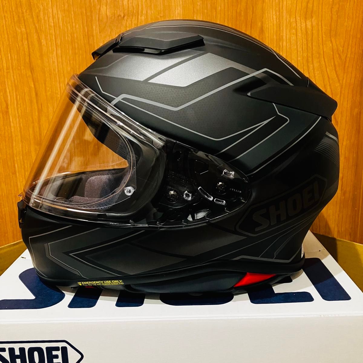 値下げ ほぼ未使用 2023年製 無傷の超美品 SHOEI Z-8 PROLOGUE 値下げ ほぼ未使用 2023年製 無傷の超美品 SHOEI Z-8 PROLOGUE
