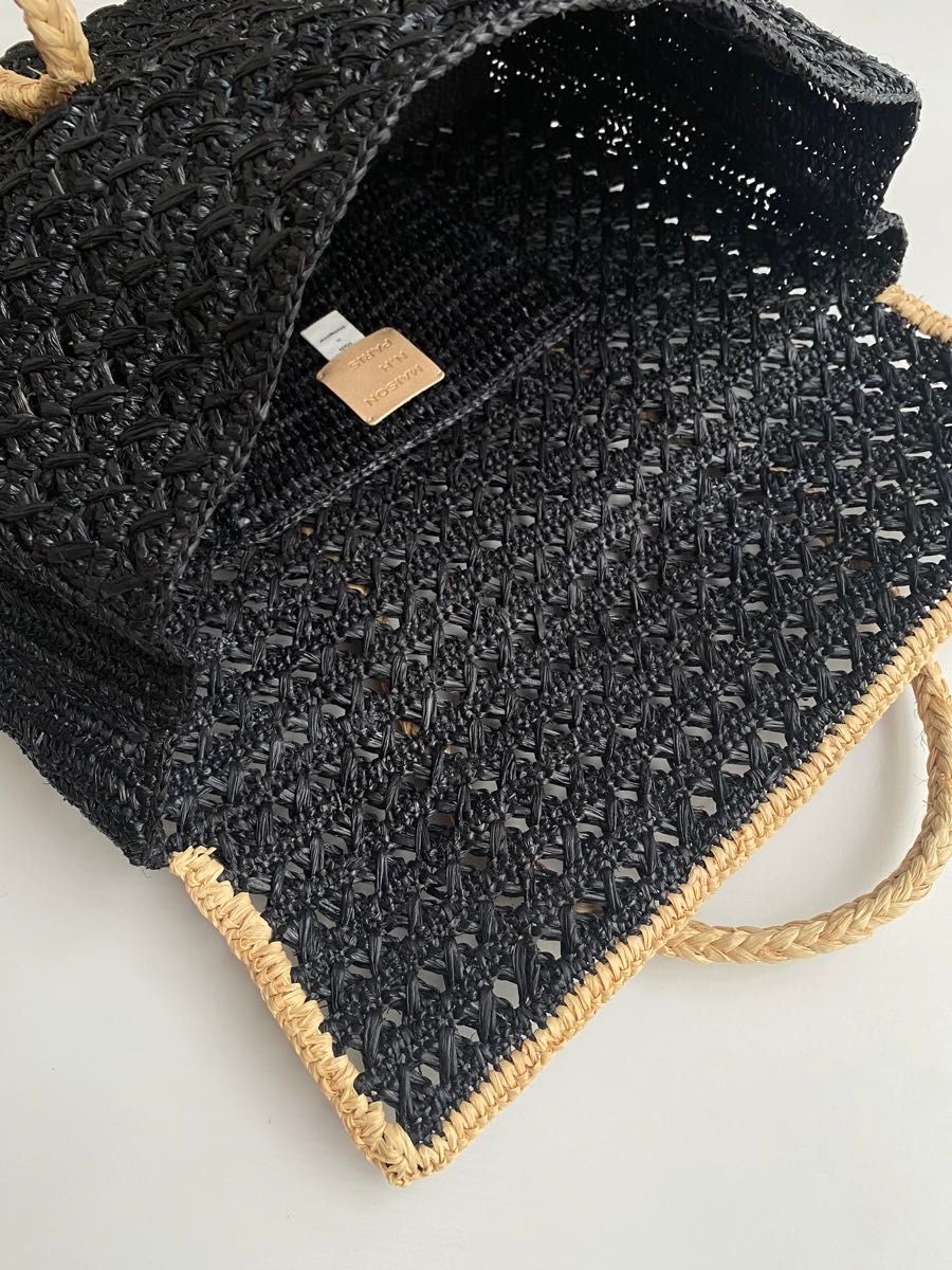 メゾンエヌアッシュパリ【新作/美品】VIOLETTE フラップバッグ メゾンエヌアッシュパリ【新作/美品】VIOLETTE フラップバッグ
