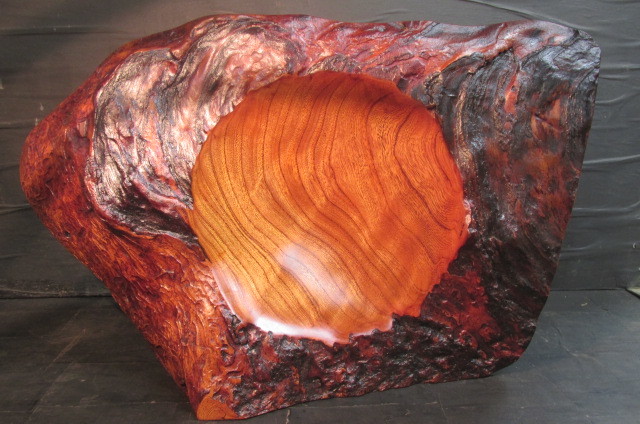 欅虫食い木肌付き拭き漆くり抜き盛器　テーブルオブジェ