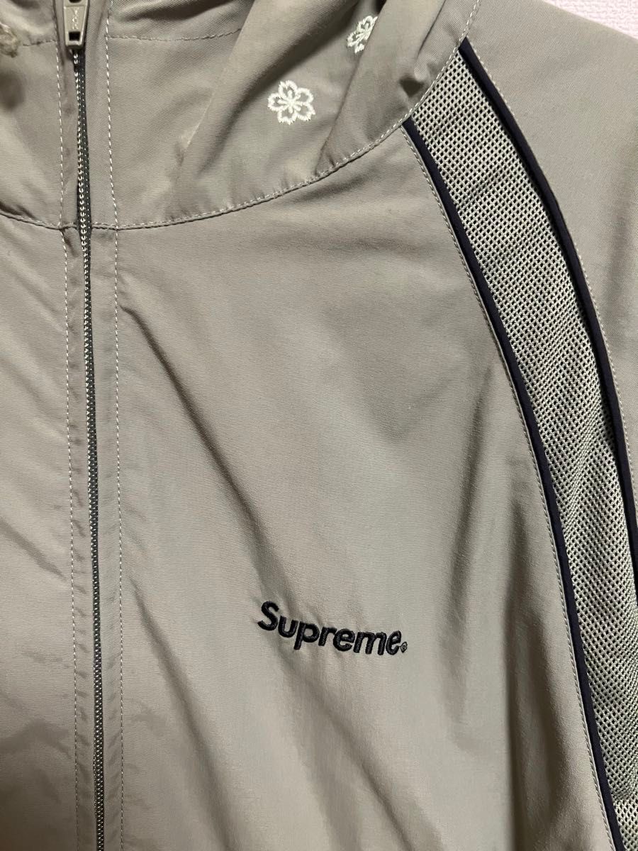 supreme AOI Glow-in-the-Dark TrackJacket|Yahoo!フリマ(旧 supreme AOI Glow-in-the-Dark TrackJacket|Yahoo!フリマ(旧
