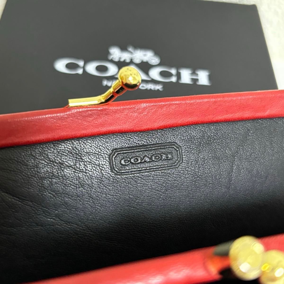 美品・used】coach コーチ ダブルがま口 小銭入れ 赤 レッド 美品・used】coach コーチ ダブルがま口 小銭入れ 赤 レッド