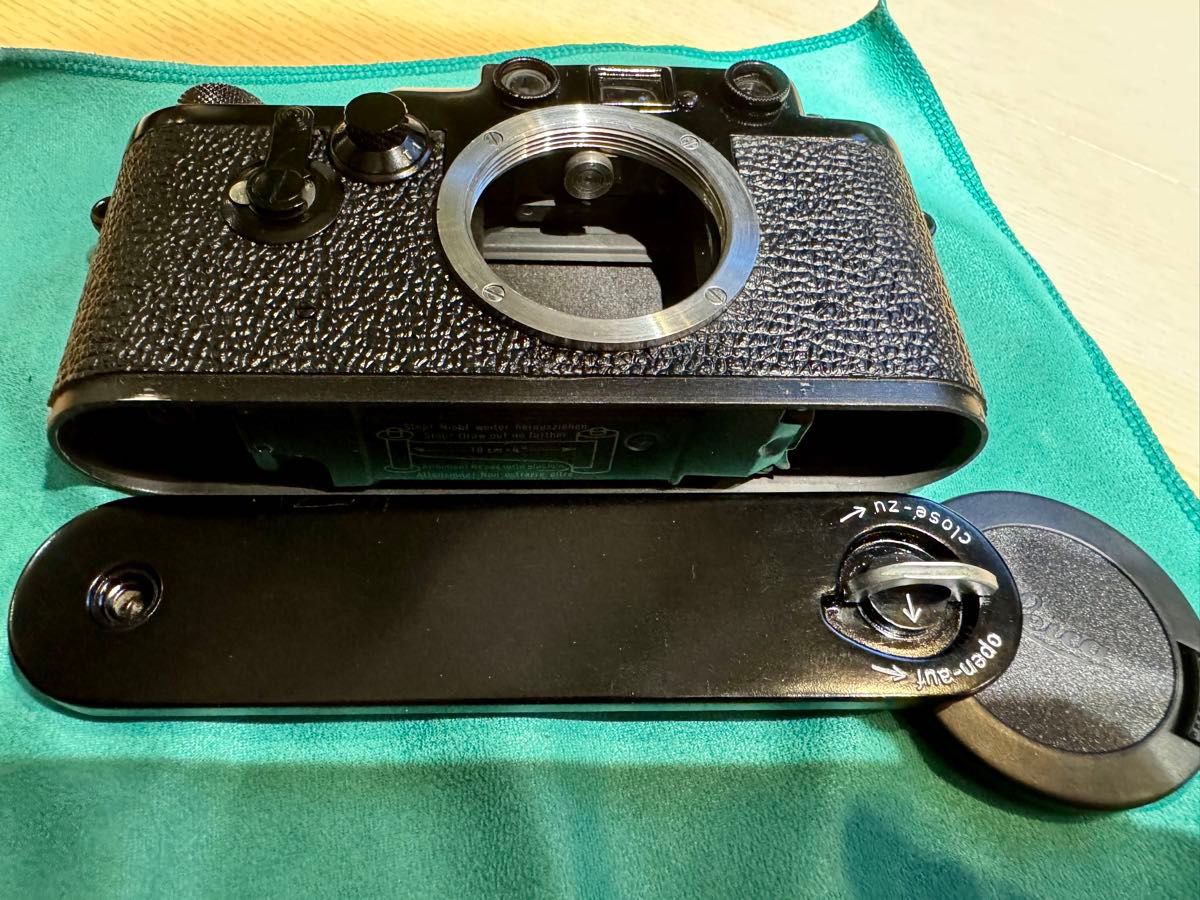 ライカ Leica IIIf レッドダイアル ブラック塗装 OH及び ライカ Leica IIIf レッドダイアル ブラック塗装 OH及び