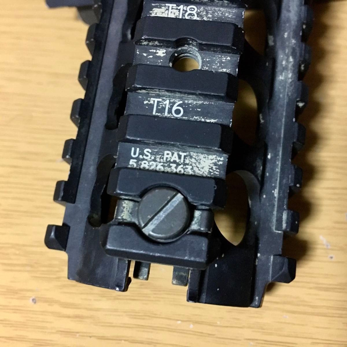 Knight's Armament KAC RAS 実物 ハンドガード レールハンド Knight's Armament KAC RAS 実物 ハンドガード レールハンド