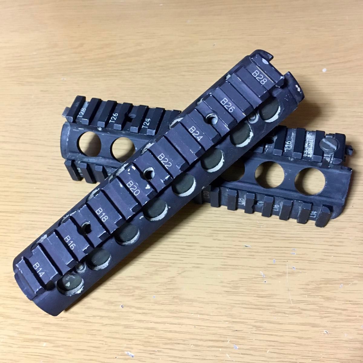 Knight's Armament KAC RAS 実物 ハンドガード レールハンド Knight's Armament KAC RAS 実物 ハンドガード レールハンド