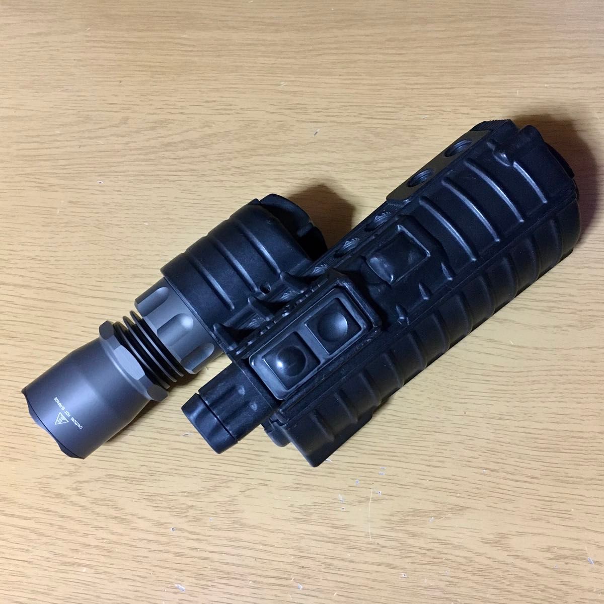 SUREFIRE M500A ライト ハンドガード|Yahoo!フリマ(旧PayPay SUREFIRE M500A ライト ハンドガード|Yahoo!フリマ(旧PayPay